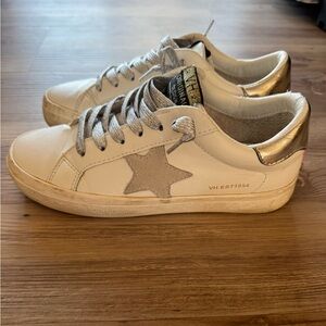 Vintage Havana Sneakers